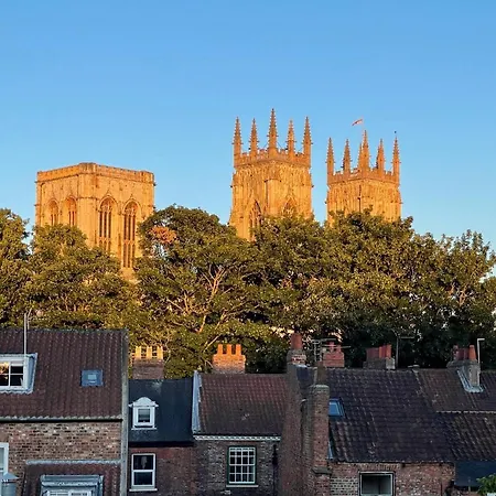 The Quadrant - The Garret