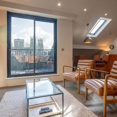 The Quadrant - The Garret York