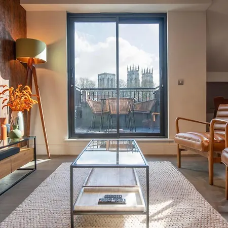 The Quadrant - The Garret Apartamento